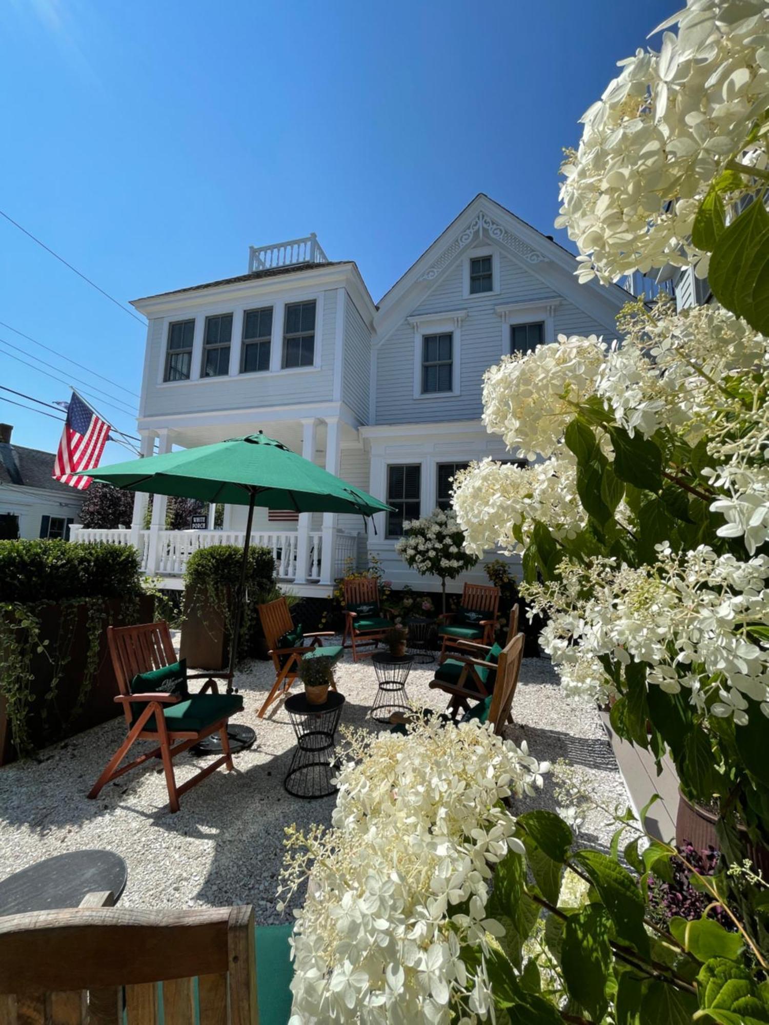 White Porch Inn โพรวินซ์ทาวน์ ภายนอก รูปภาพ