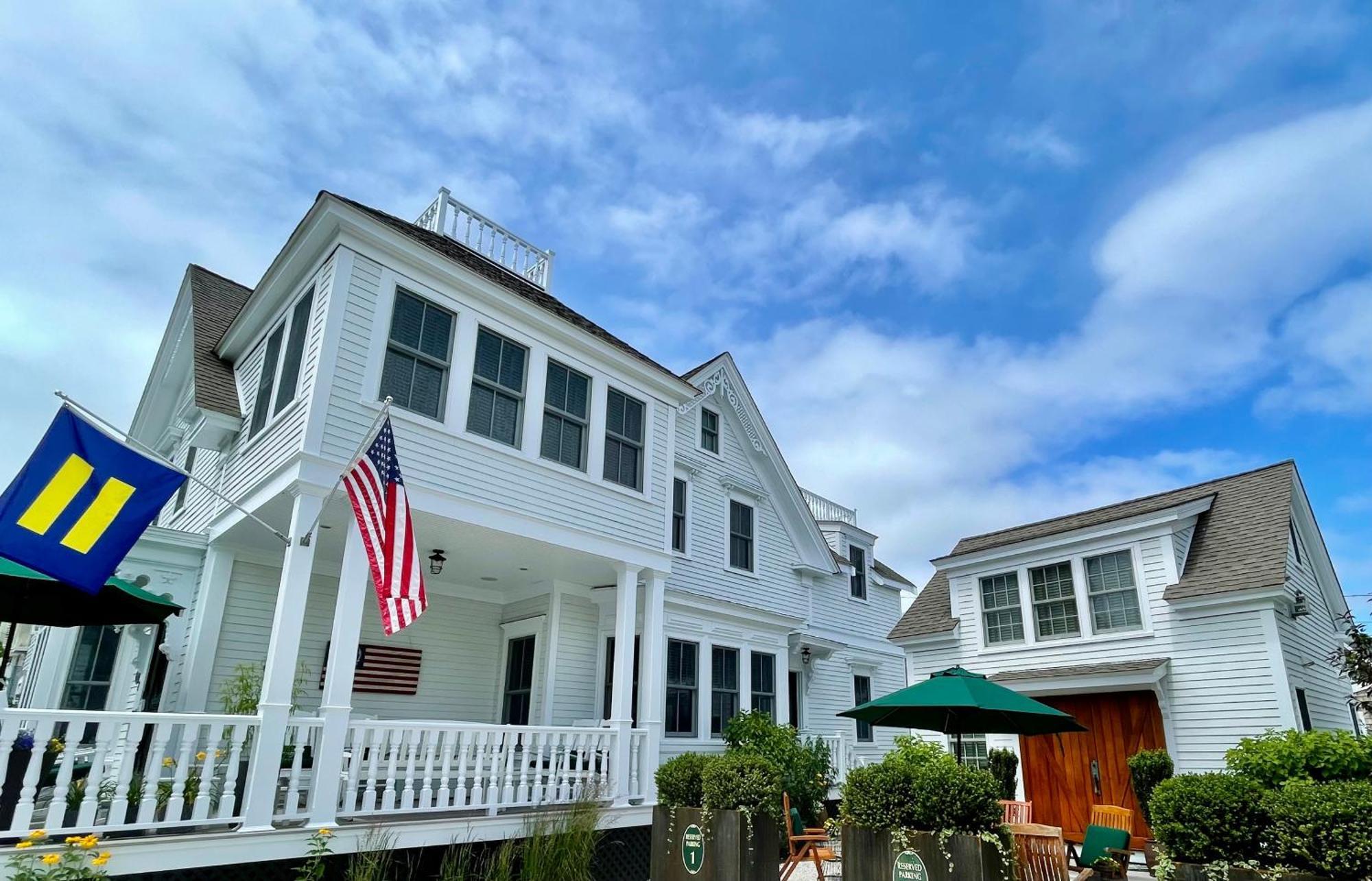 White Porch Inn โพรวินซ์ทาวน์ ภายนอก รูปภาพ