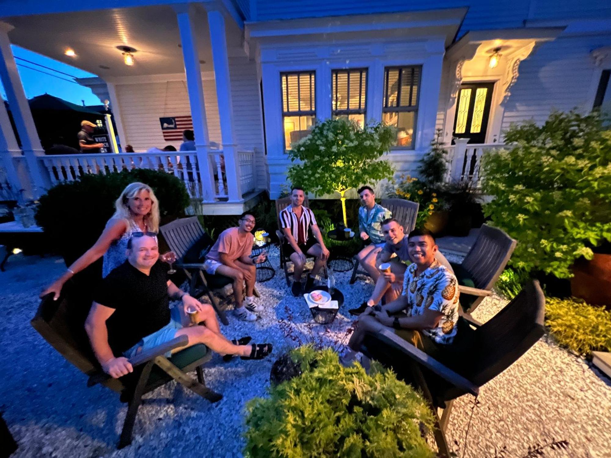 White Porch Inn โพรวินซ์ทาวน์ ภายนอก รูปภาพ