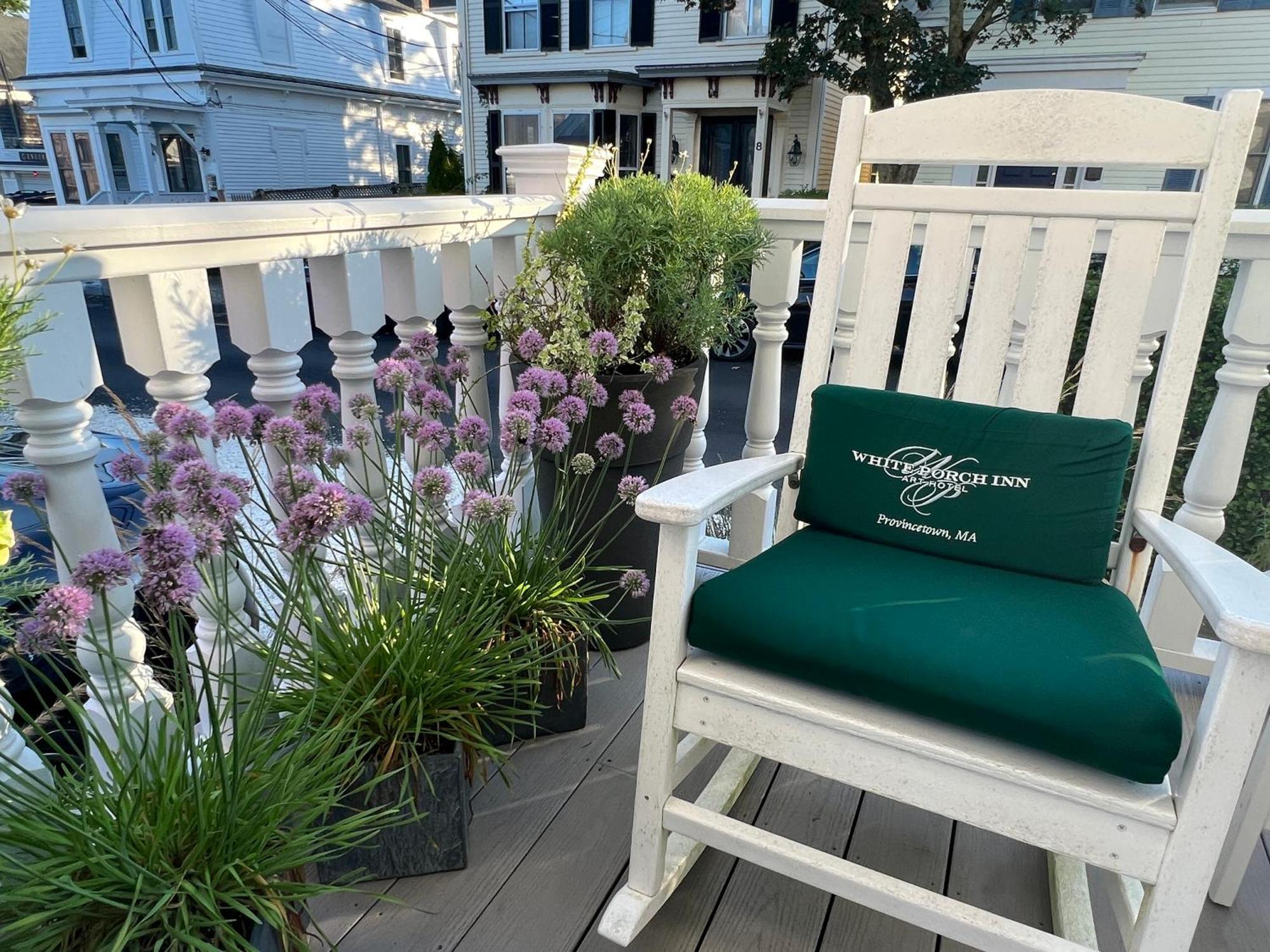 White Porch Inn โพรวินซ์ทาวน์ ภายนอก รูปภาพ