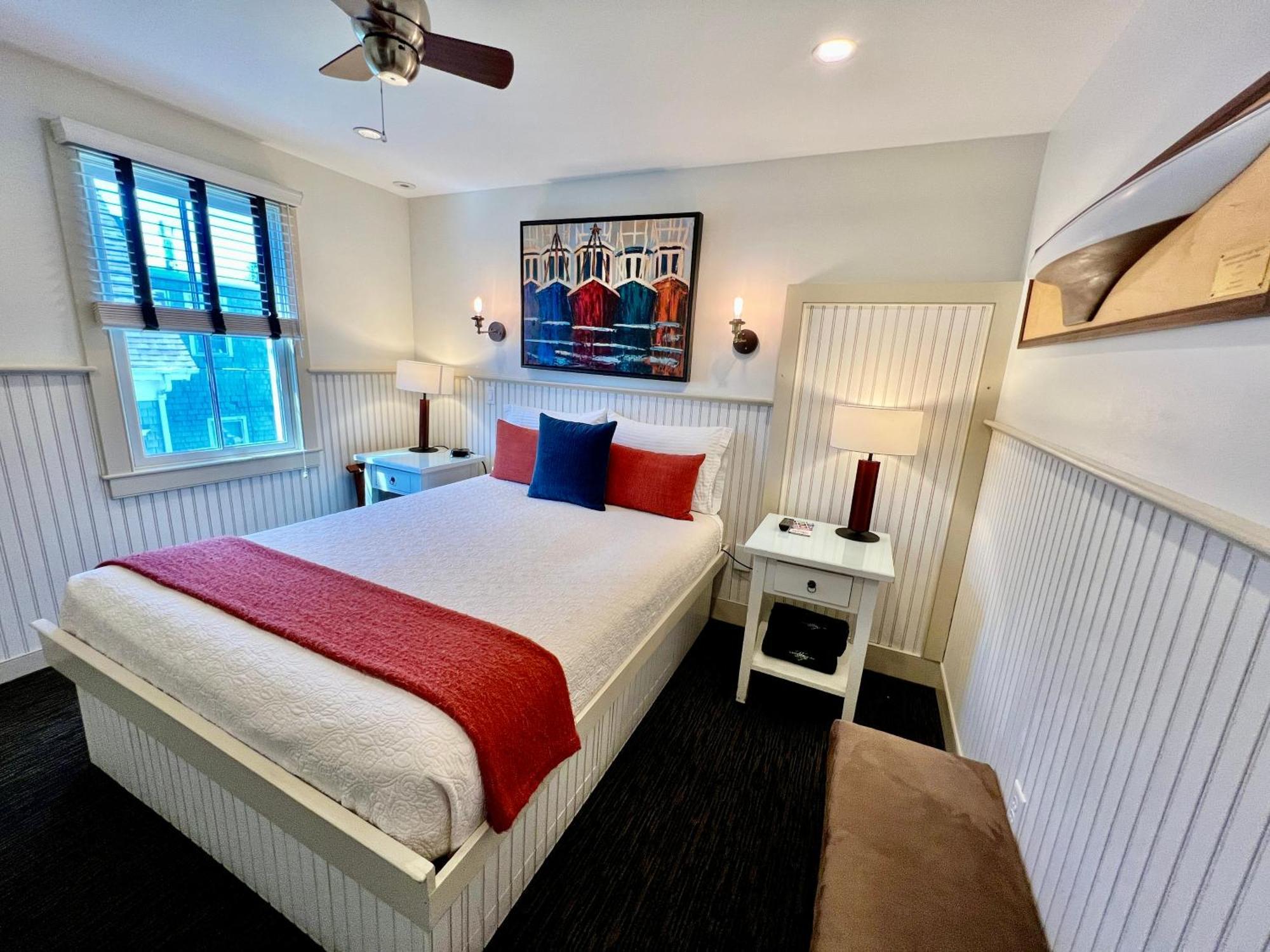 White Porch Inn โพรวินซ์ทาวน์ ภายนอก รูปภาพ
